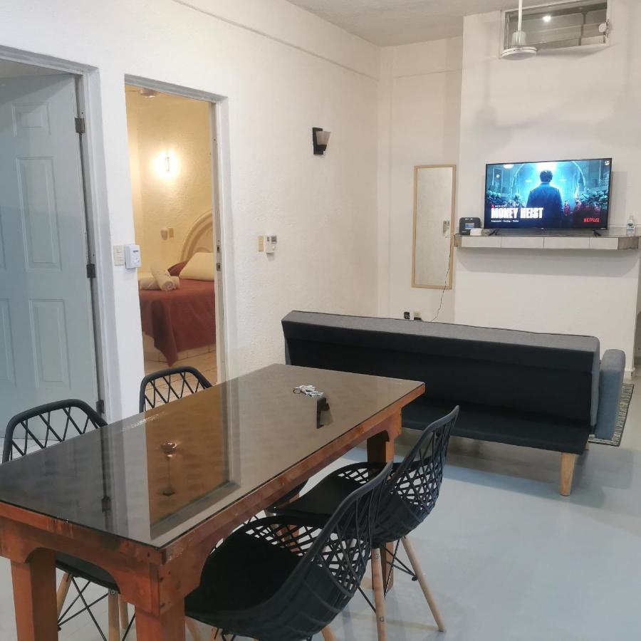 2 Bedroom Apartment With A/C Wi-Fi Best Location! ซีฮัวตาเนโค ภายนอก รูปภาพ