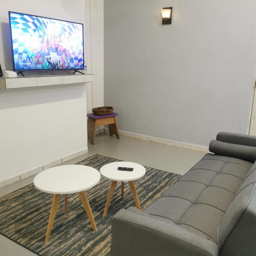 2 Bedroom Apartment With A/C Wi-Fi Best Location! ซีฮัวตาเนโค ภายนอก รูปภาพ
